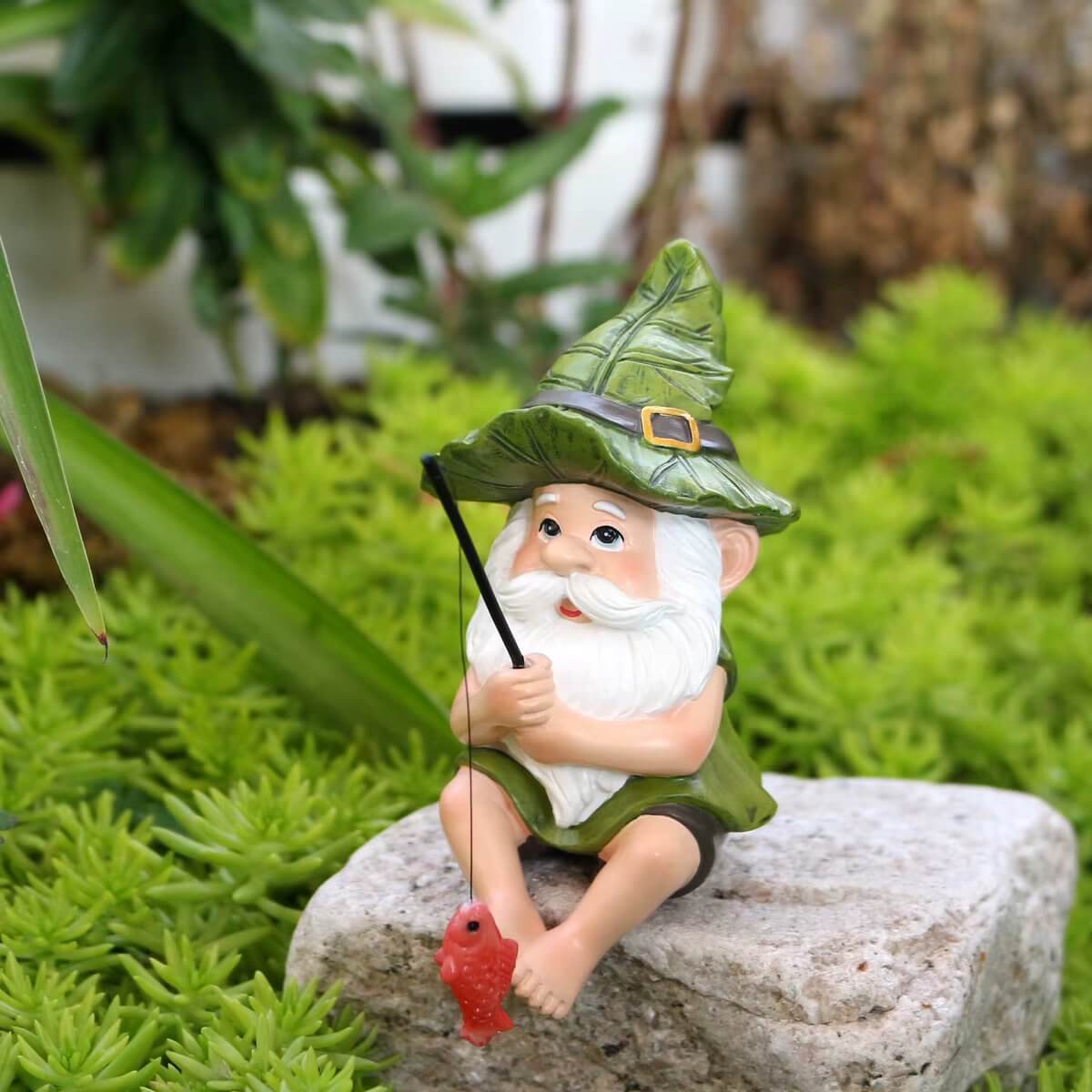 Gartenzwerg mit Angel