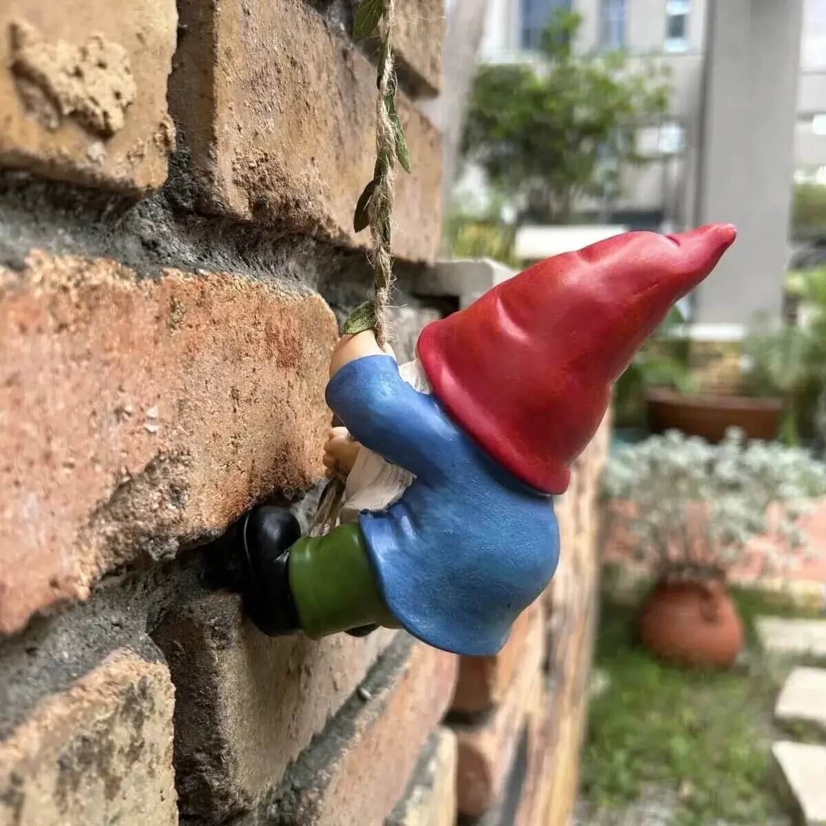 Kletternder Gartenzwerg